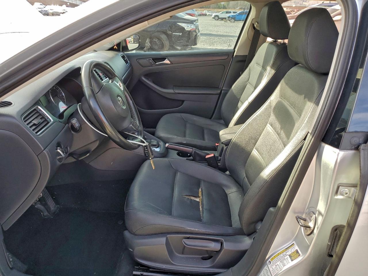 2012 VOLKSWAGEN JETTA SE photo 7