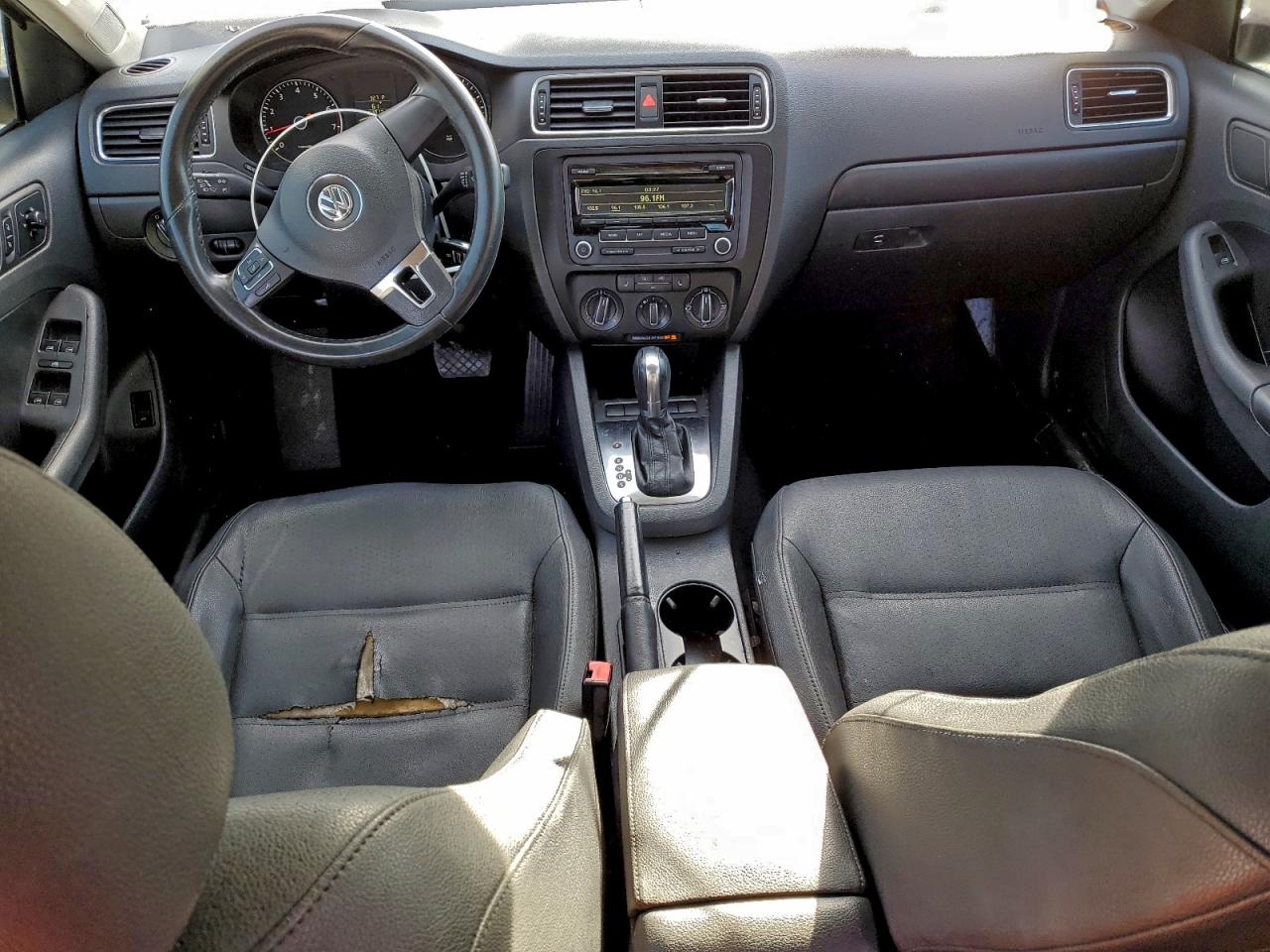 2012 VOLKSWAGEN JETTA SE photo 8
