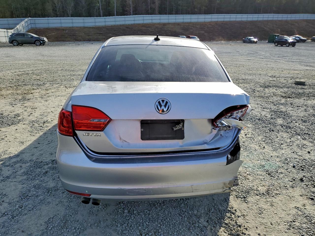 2012 VOLKSWAGEN JETTA SE photo 6