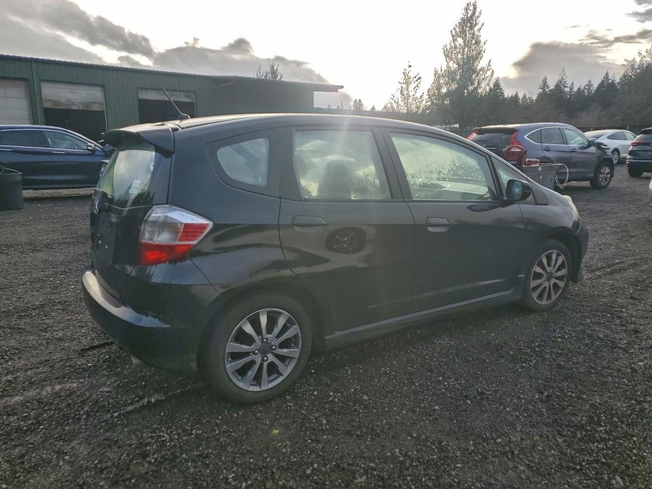 2013 HONDA FIT SPORT photo 3