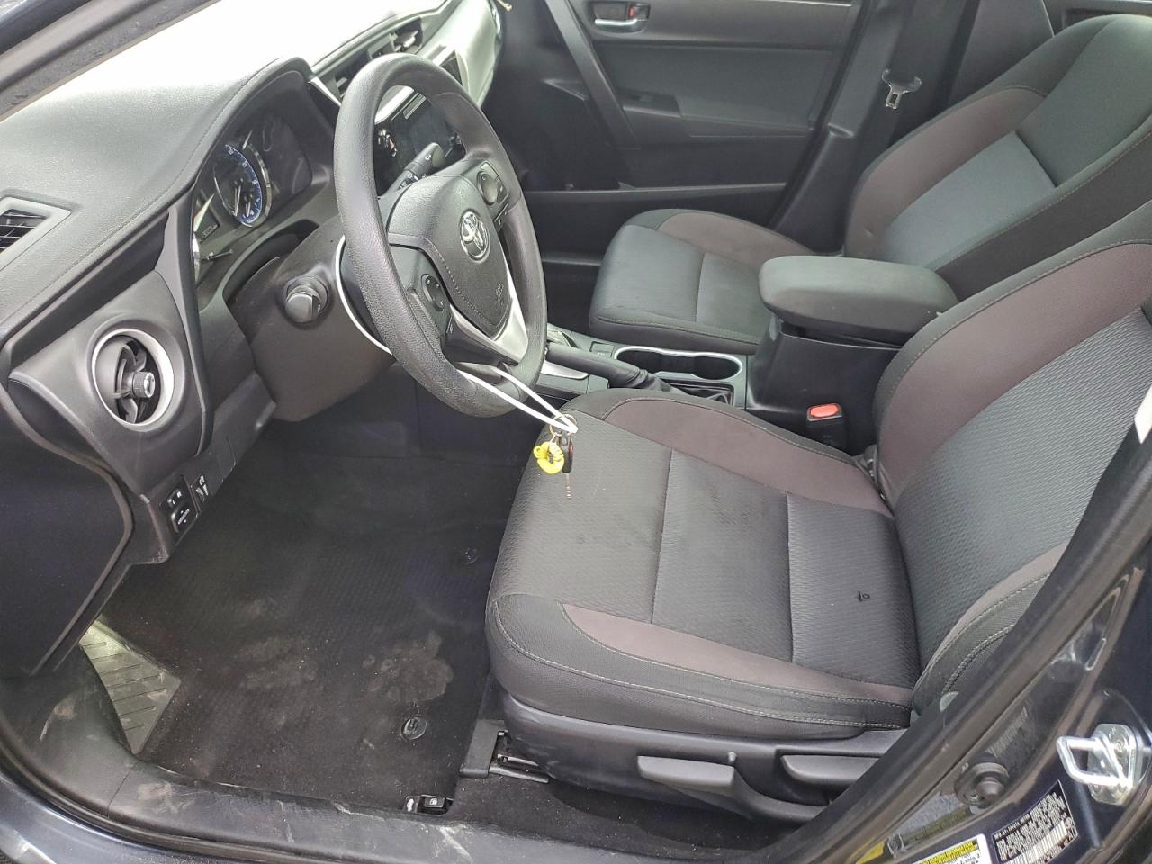 2018 TOYOTA COROLLA L photo 7
