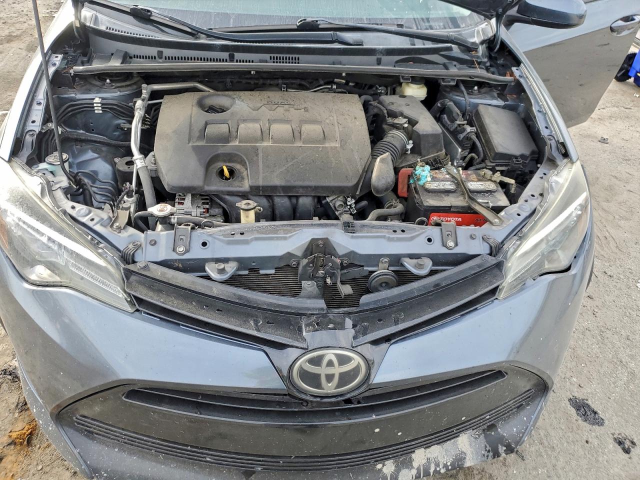 2018 TOYOTA COROLLA L photo 11