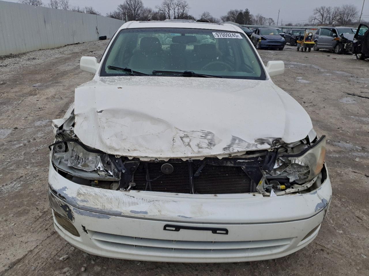 2001 TOYOTA AVALON XL photo 5
