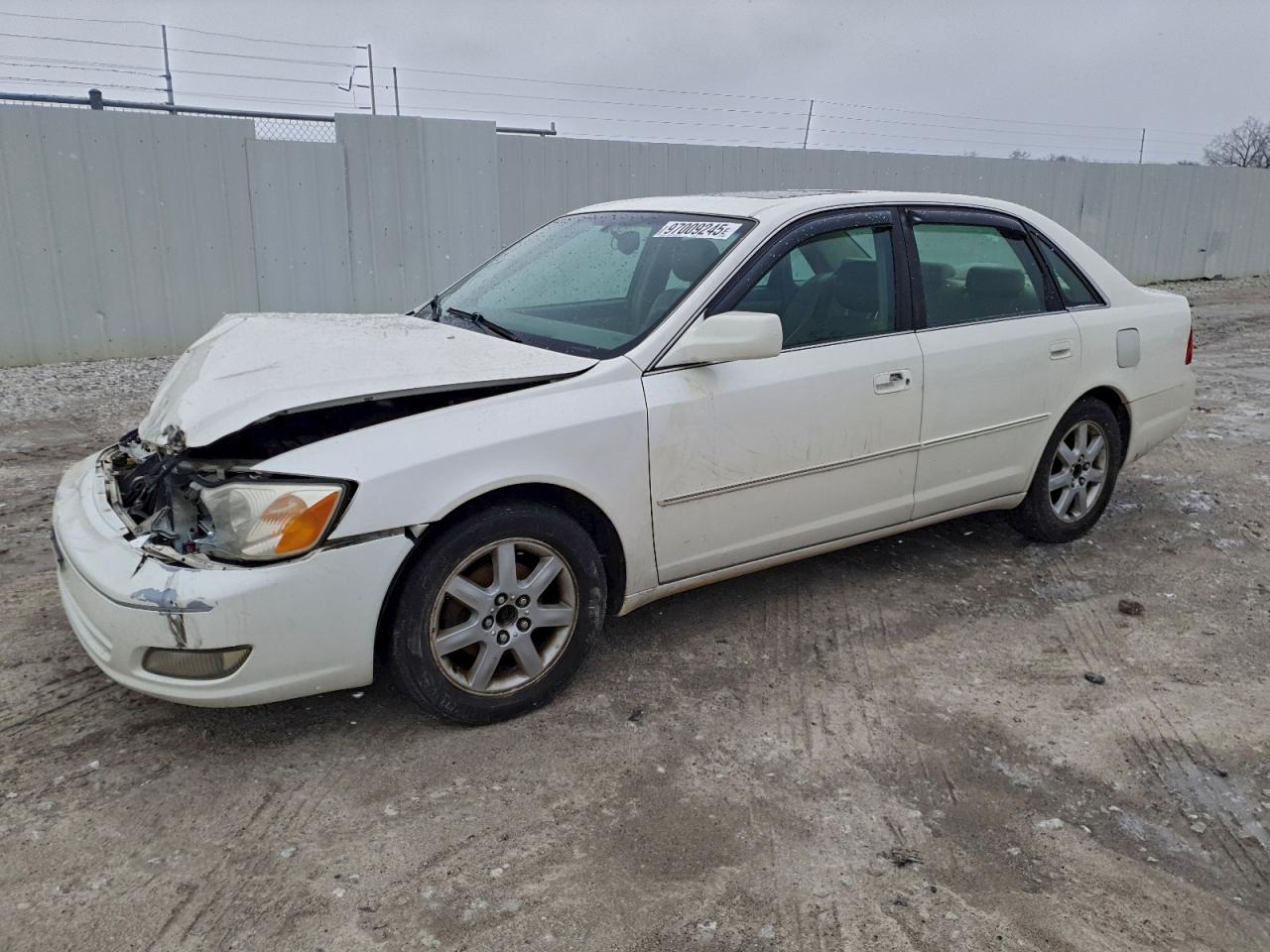 2001 TOYOTA AVALON