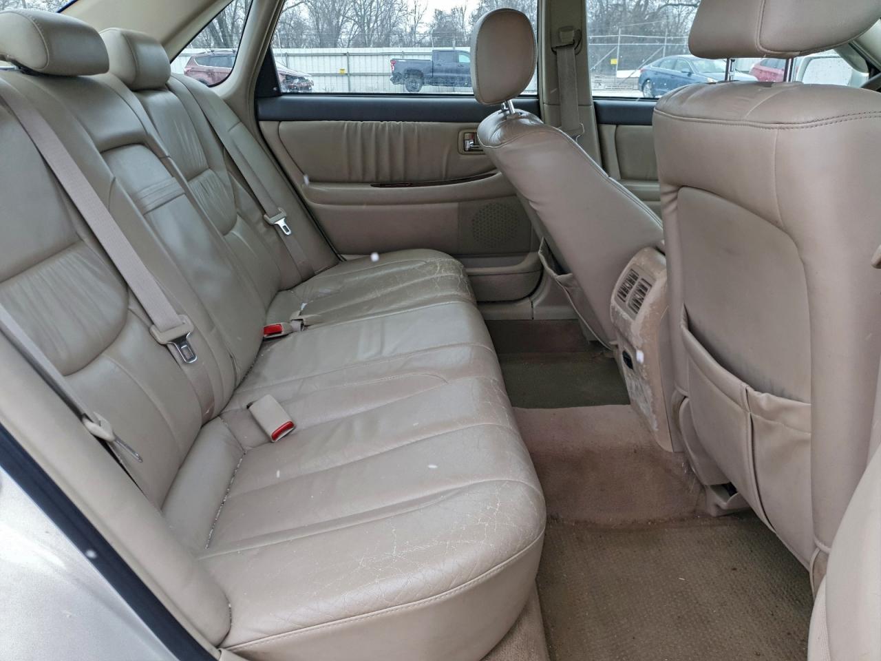 2001 TOYOTA AVALON XL photo 10