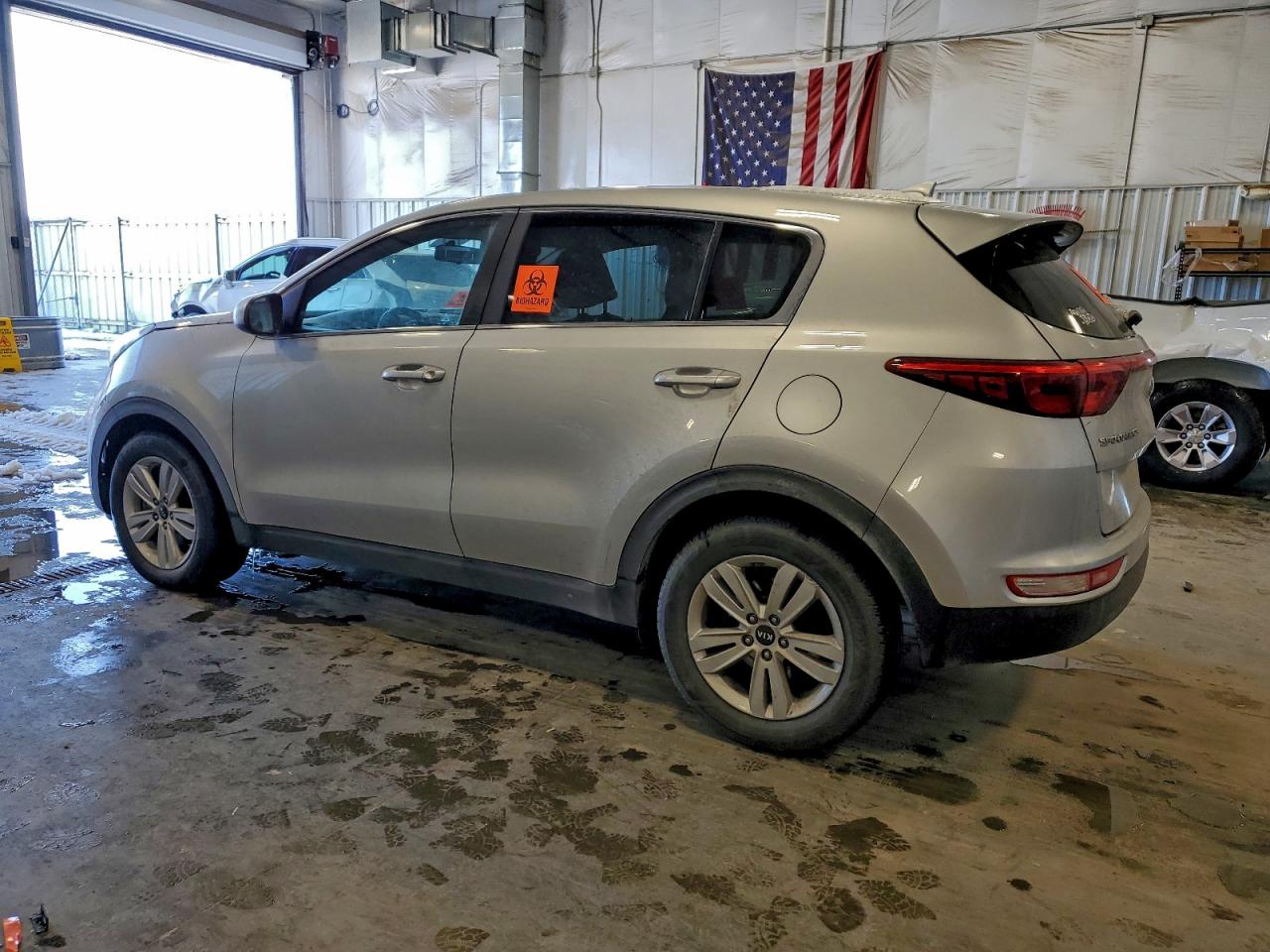 2019 KIA SPORTAGE LX photo 2