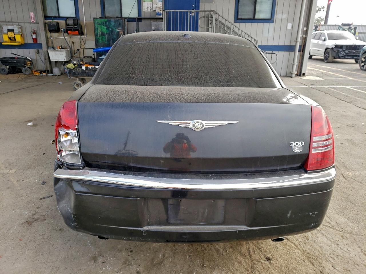 2007 CHRYSLER 300C photo 6
