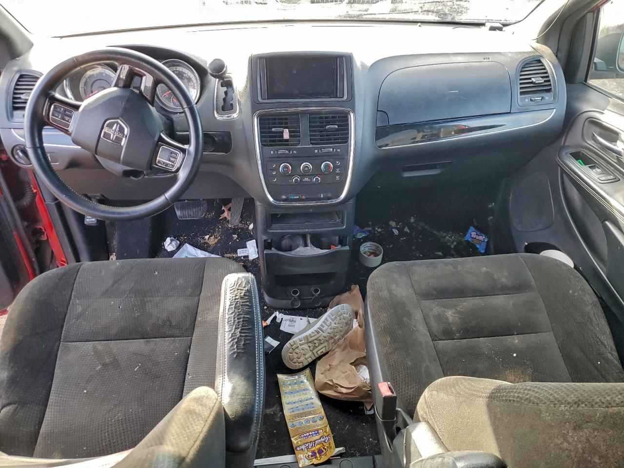 2015 DODGE GRAND CARAVAN SE photo 8