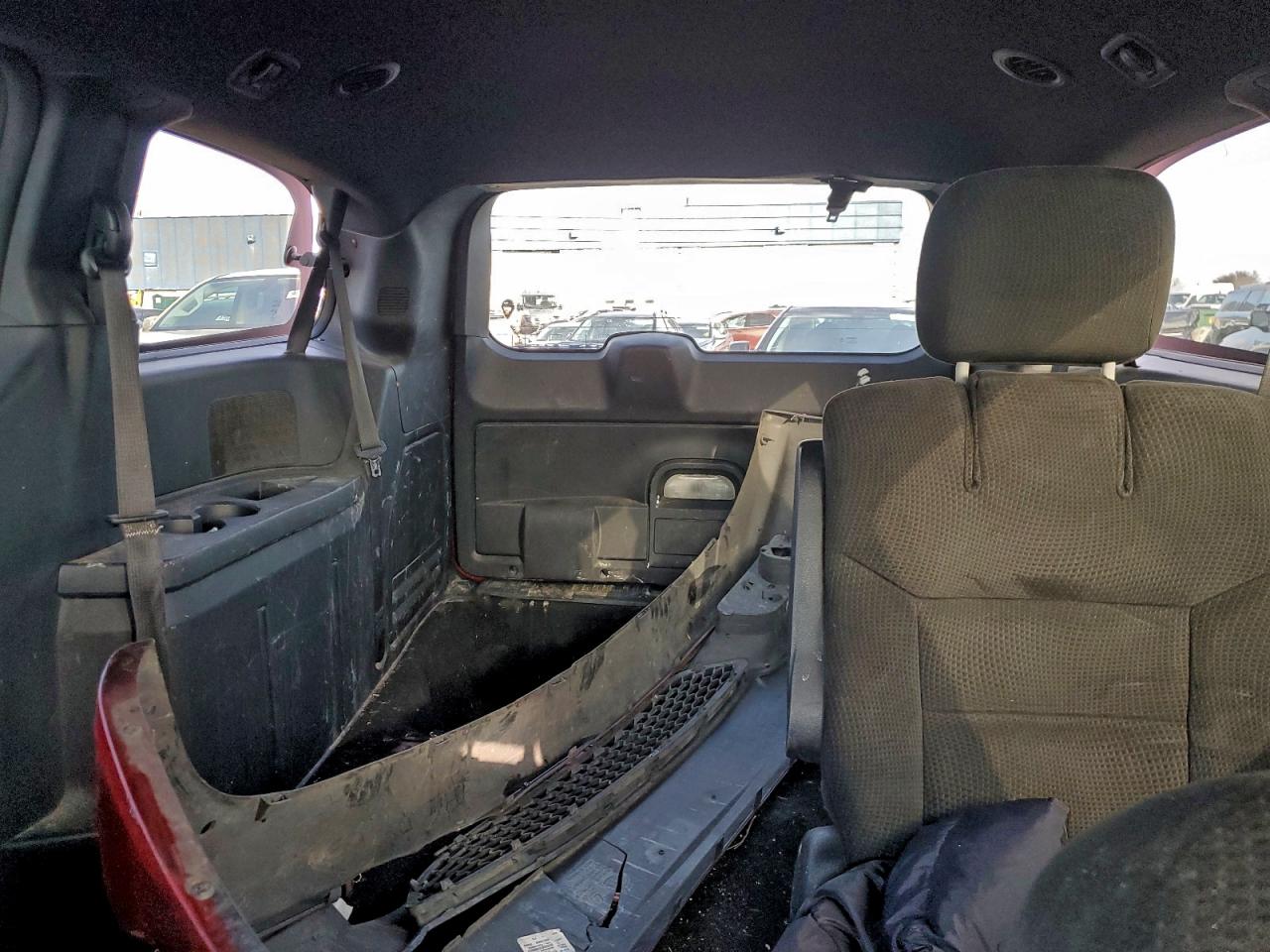 2015 DODGE GRAND CARAVAN SE photo 10