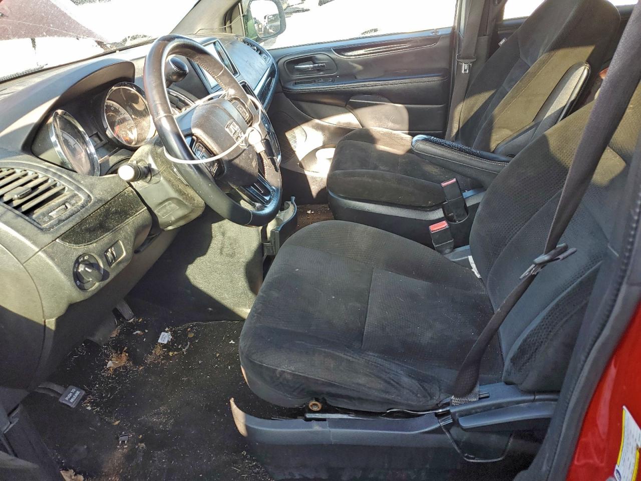 2015 DODGE GRAND CARAVAN SE photo 7