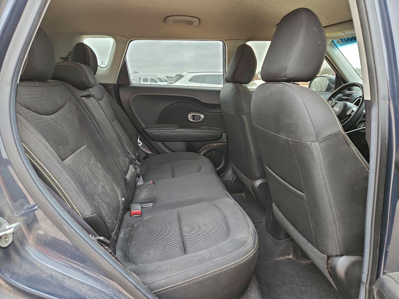 2016 KIA SOUL + photo 11