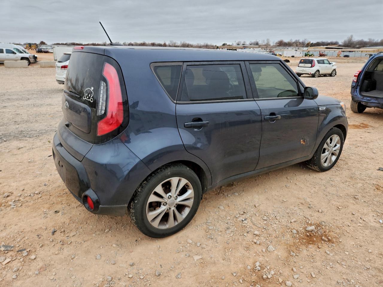 2016 KIA SOUL + photo 3