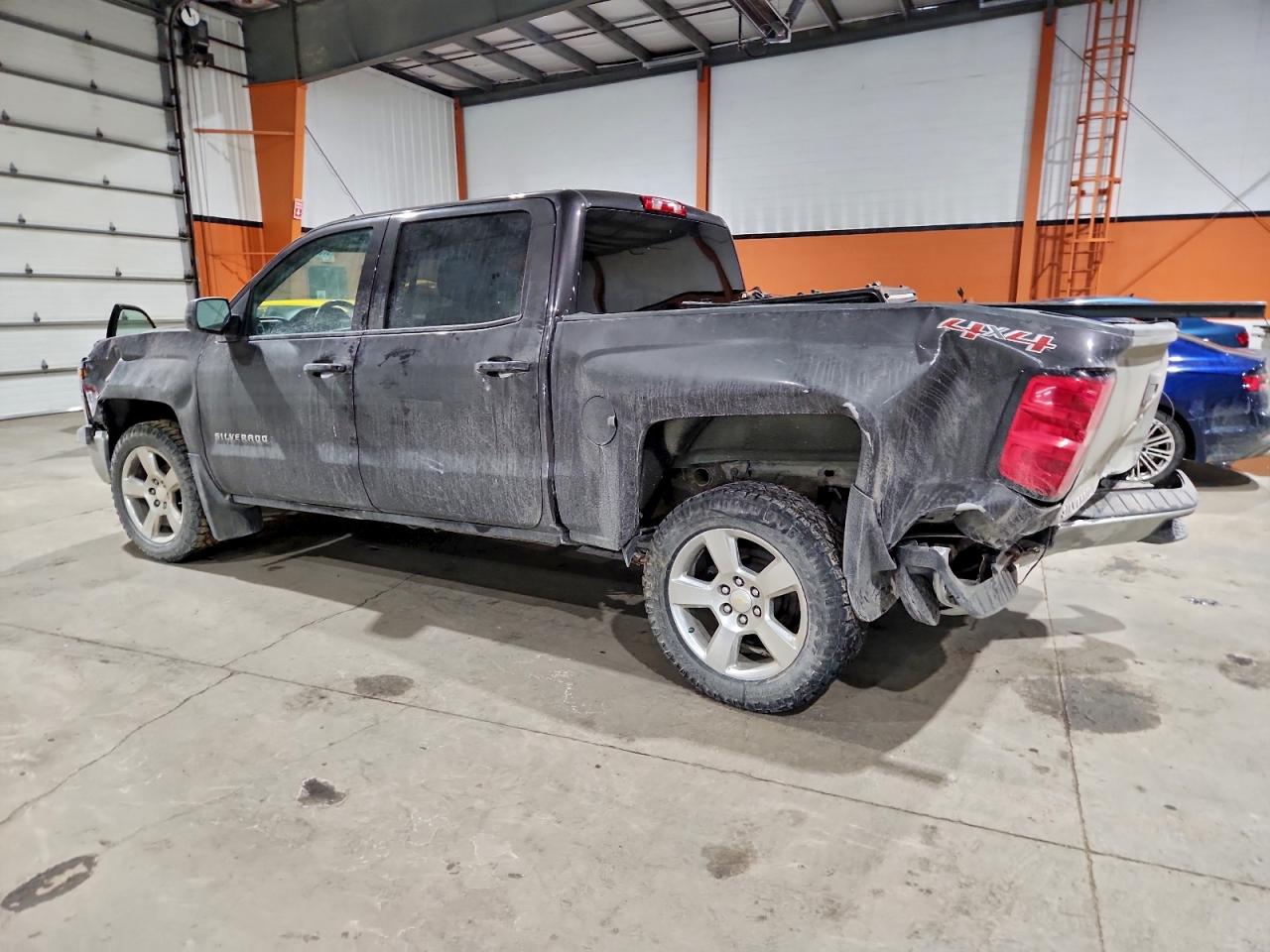 2014 CHEVROLET SILVERADO K1500 LT photo 2