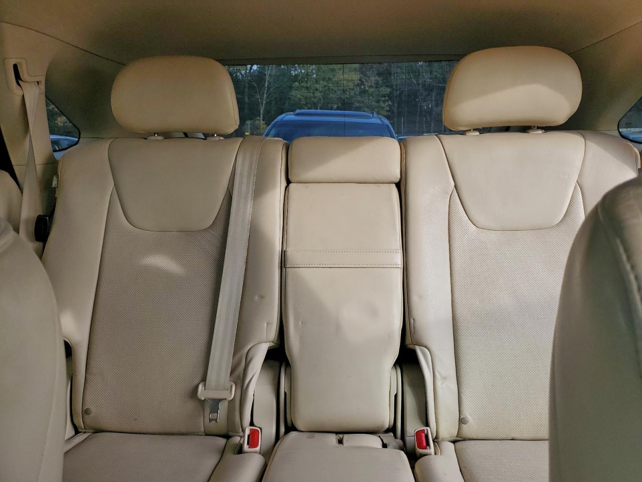 2011 LEXUS RX 350 photo 28