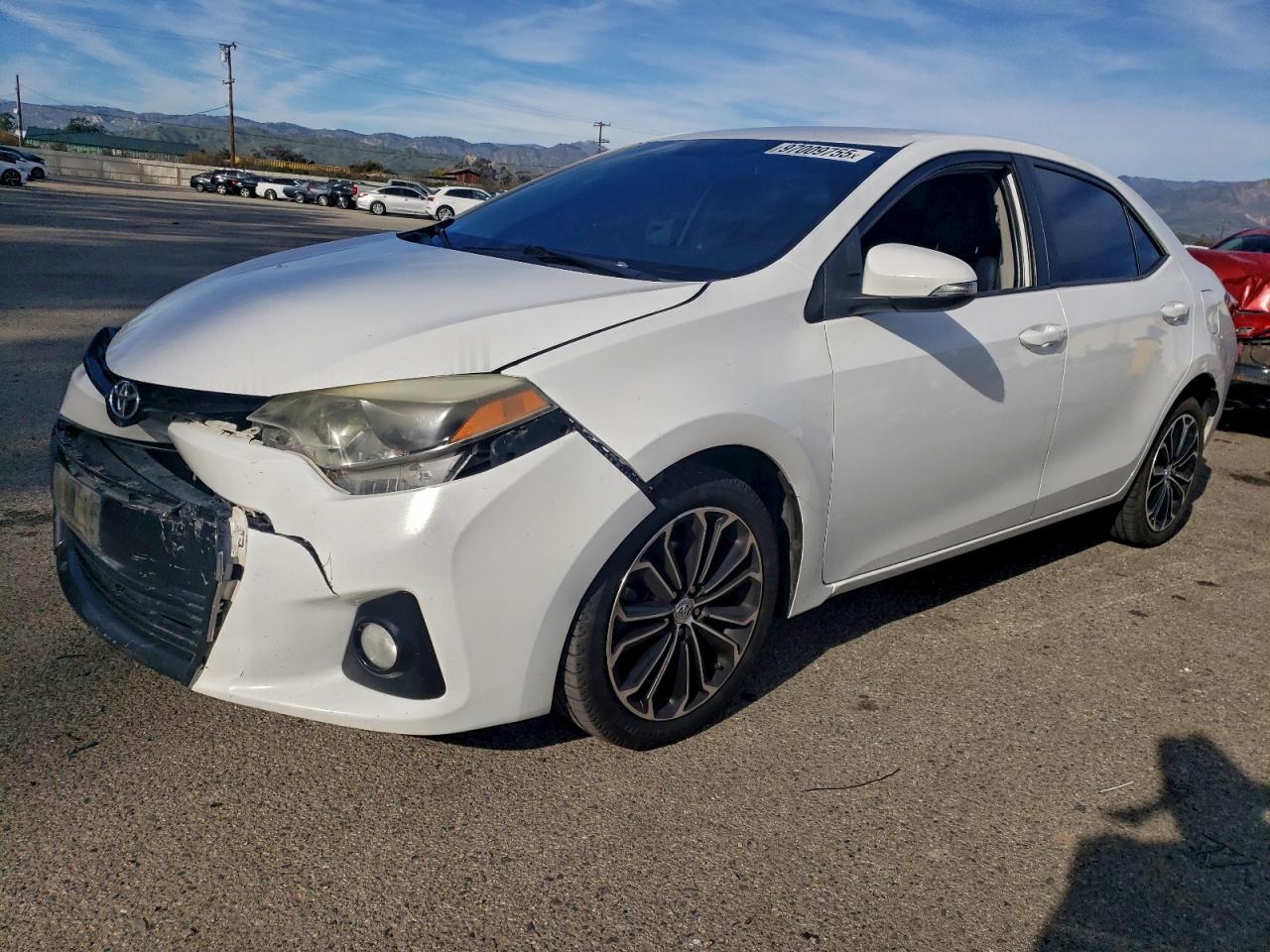 2016 TOYOTA COROLLA