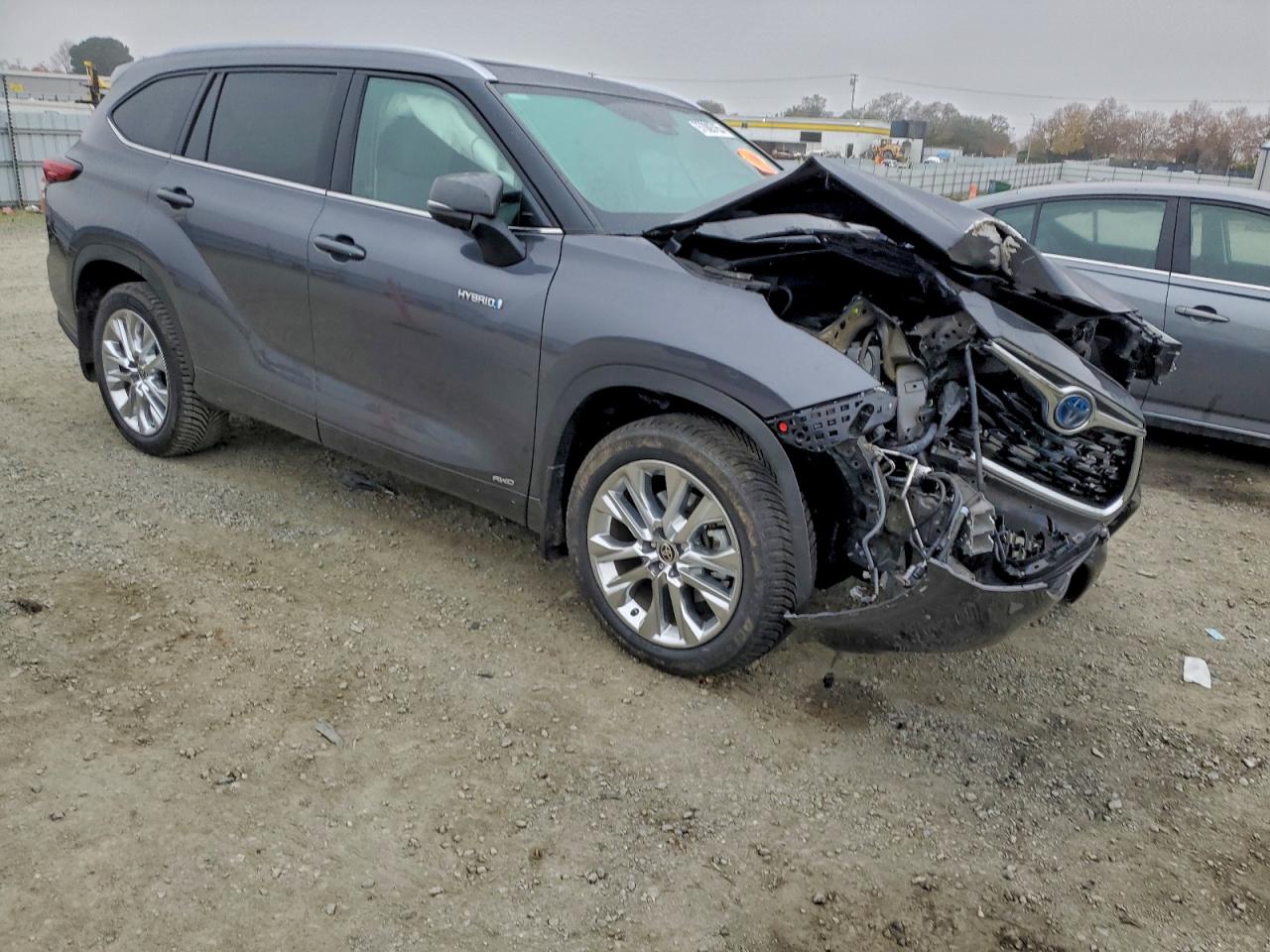 2020 TOYOTA HIGHLANDER HYBRID LIMITED photo 4