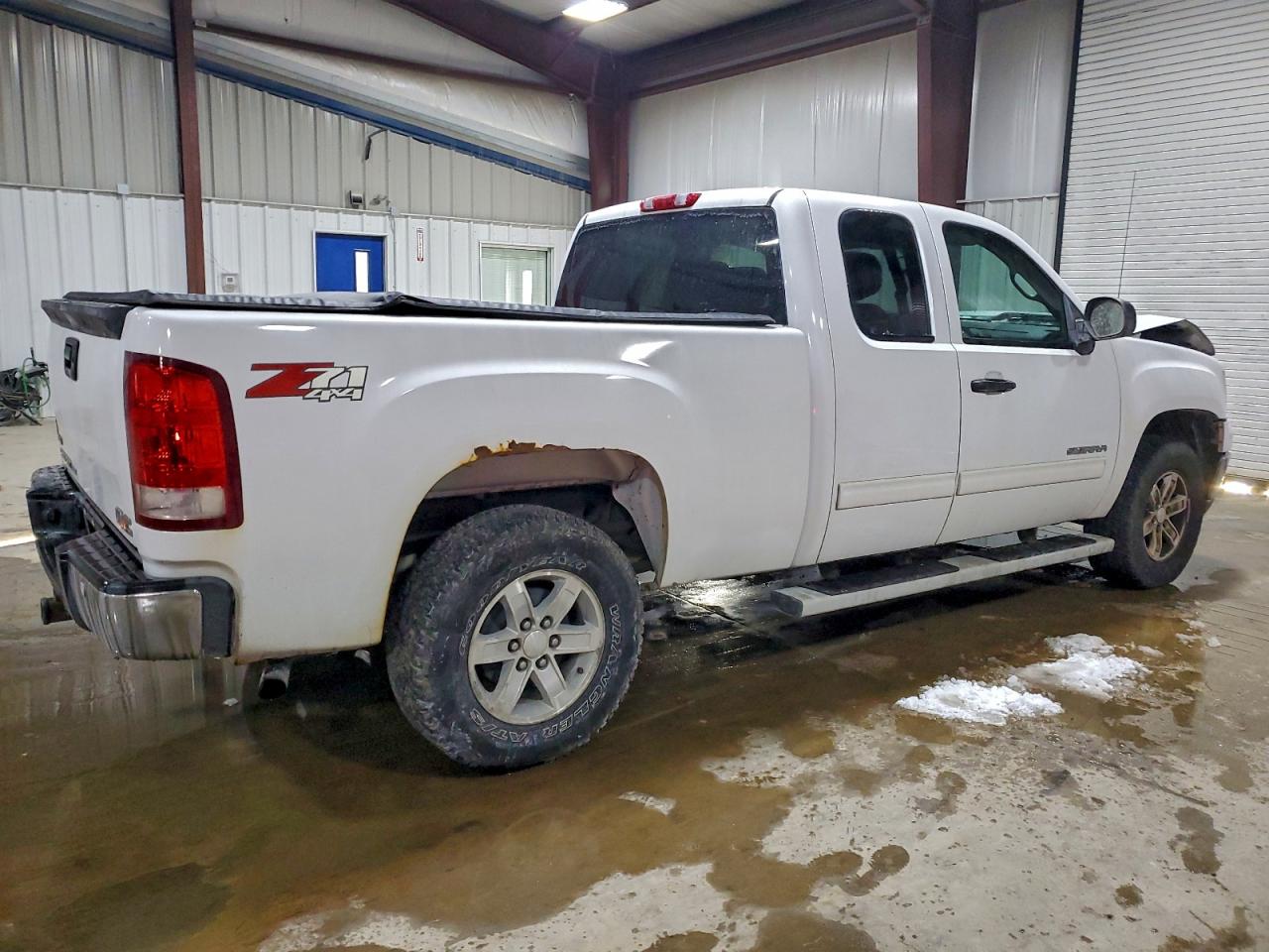 2011 GMC SIERRA K1500 SLE photo 3