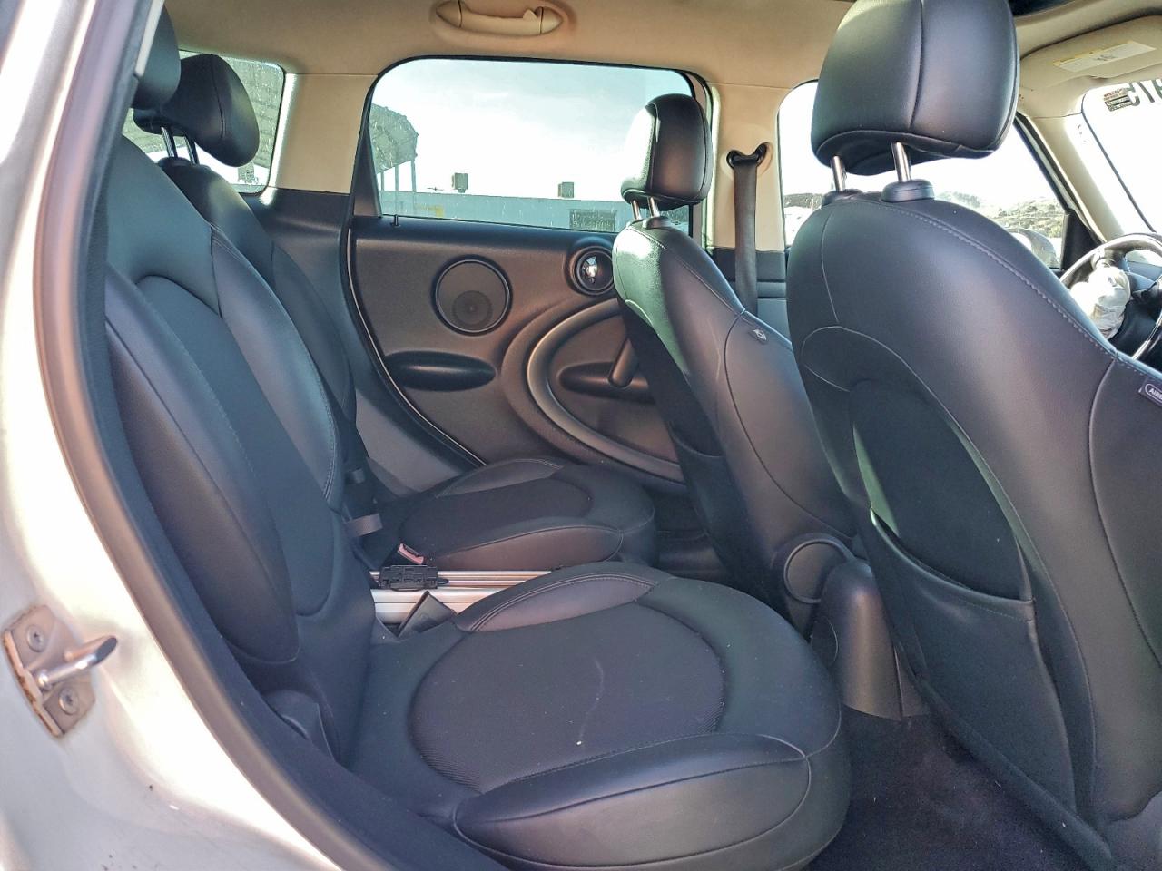 2011 MINI COOPER S COUNTRYMAN photo 21