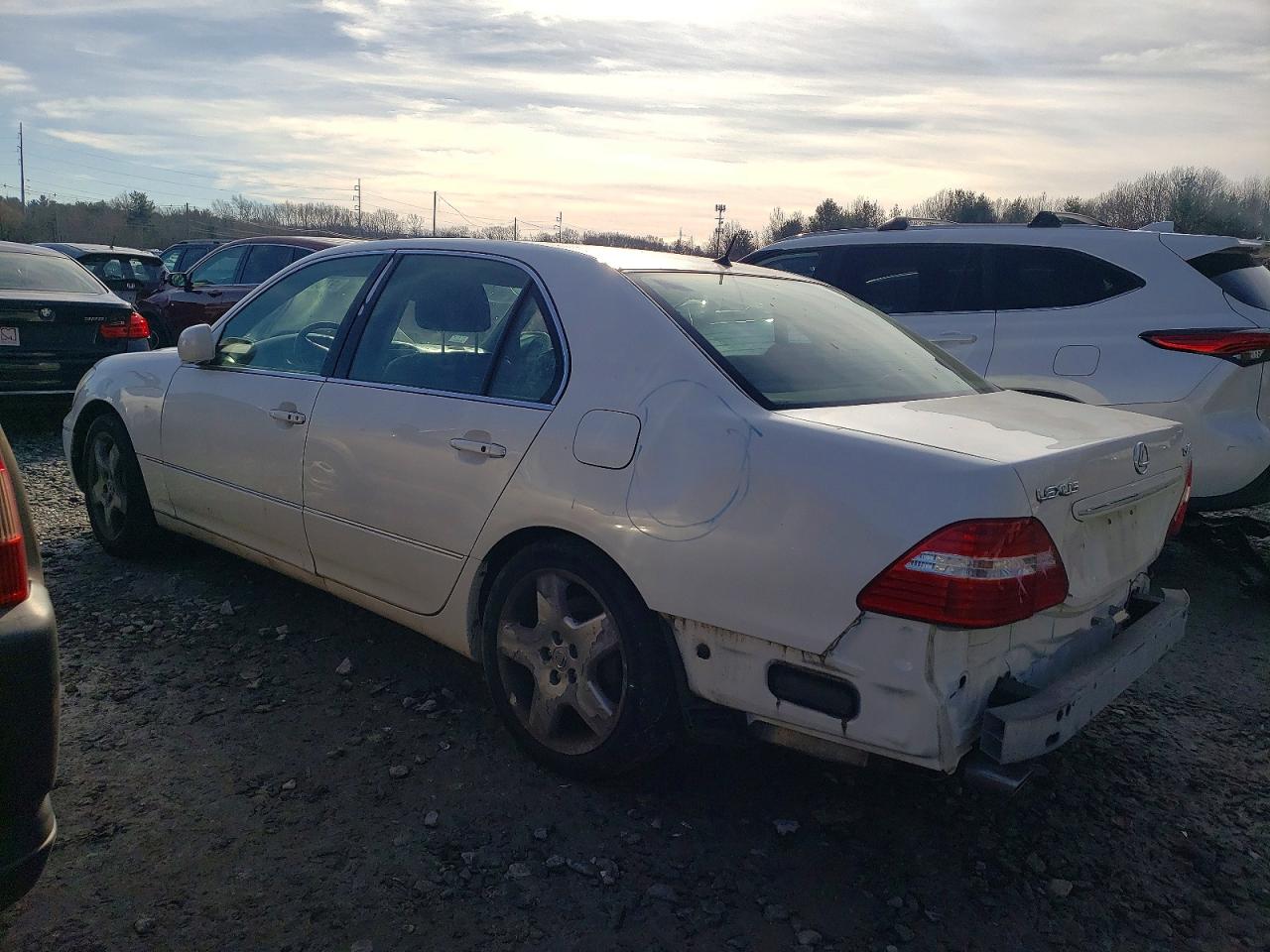 2005 LEXUS LS 430 photo 2