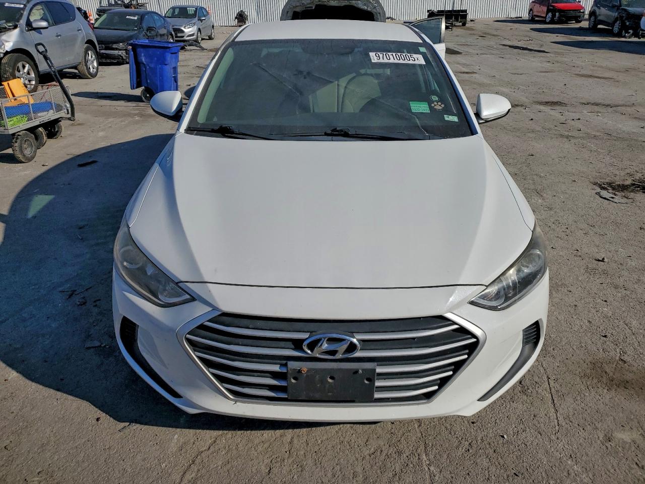 2017 HYUNDAI ELANTRA SE photo 13