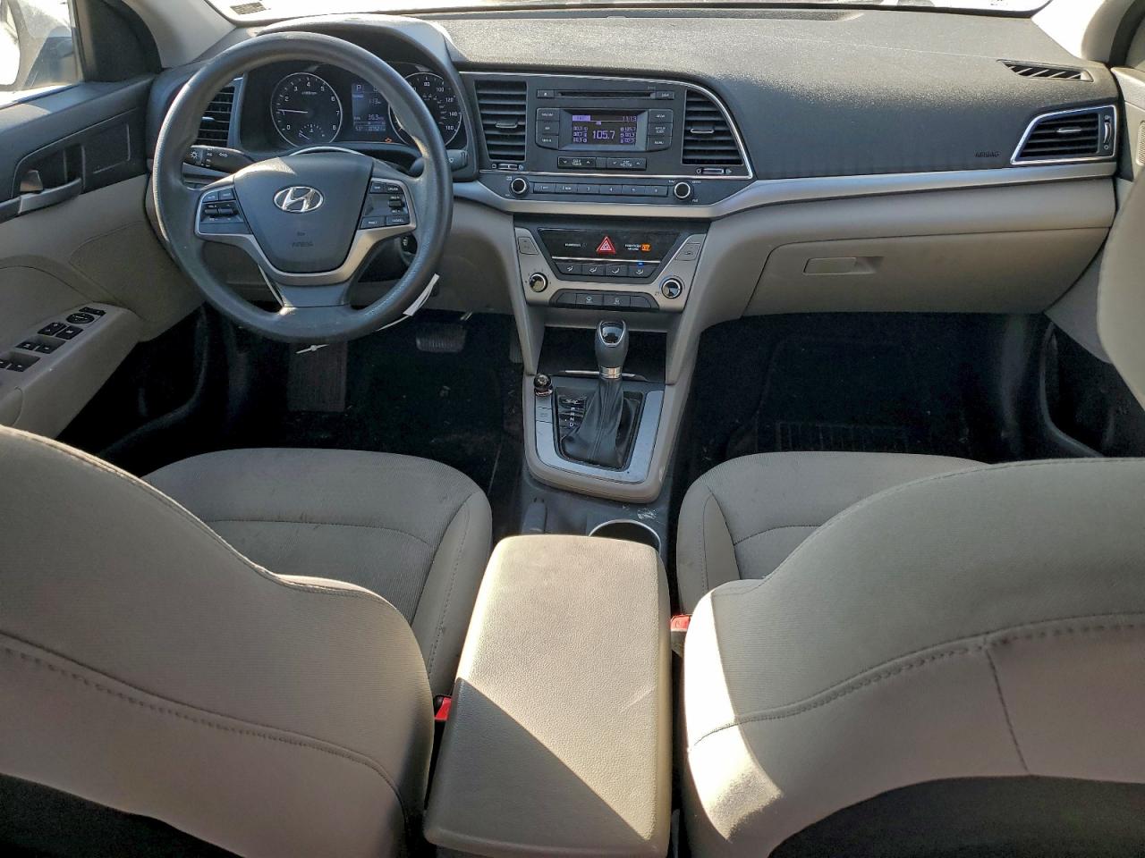 2017 HYUNDAI ELANTRA SE photo 22