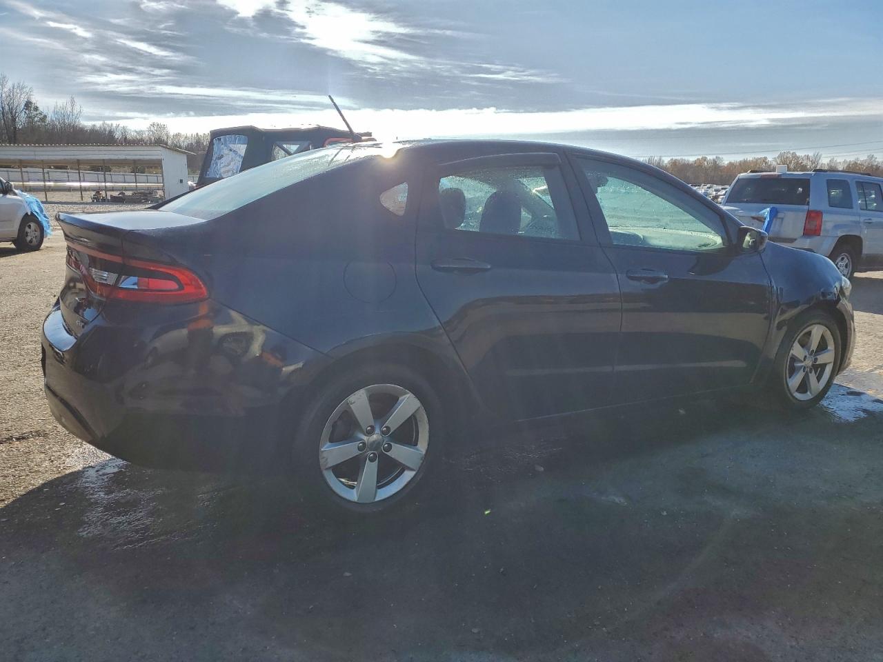 2015 DODGE DART SXT photo 3