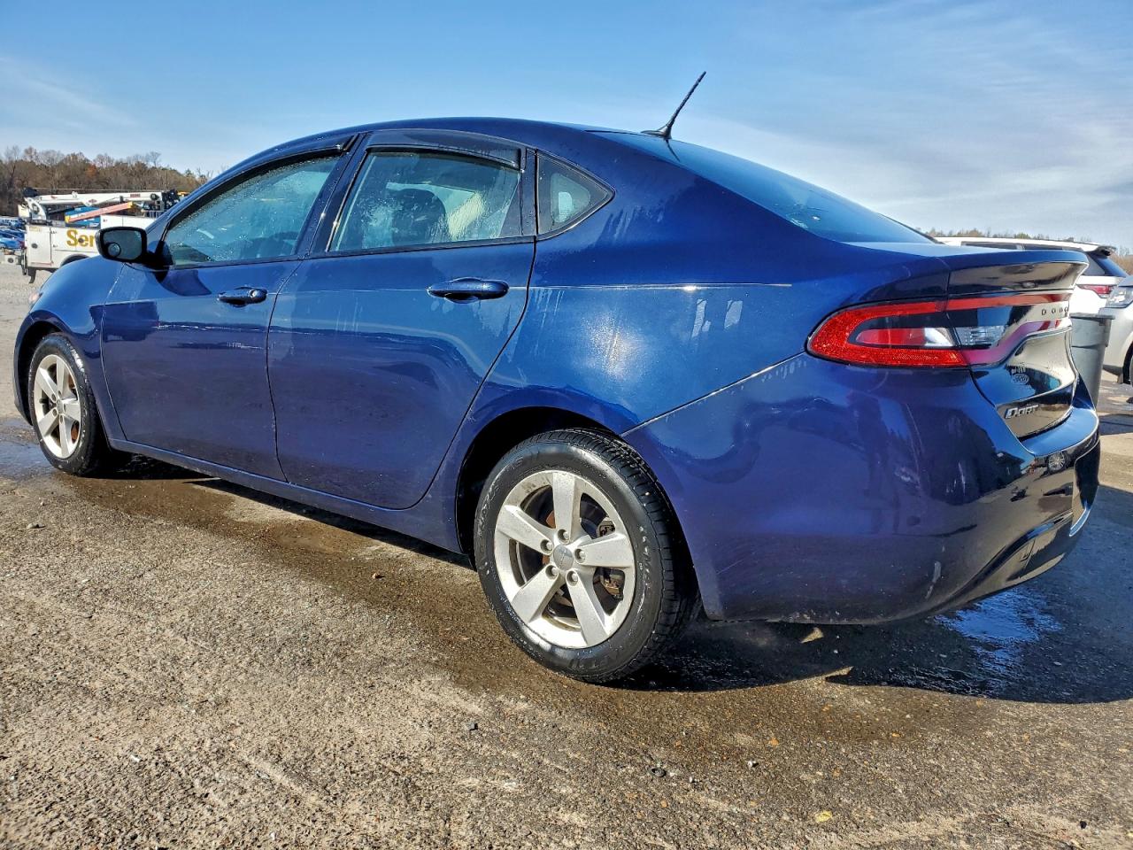 2015 DODGE DART SXT photo 2