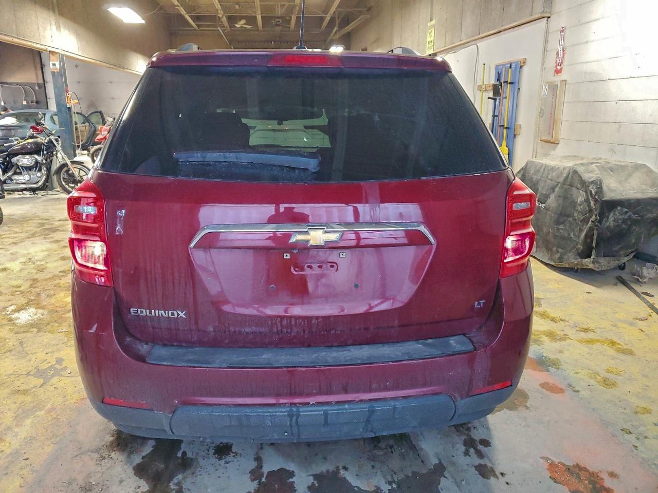 2017 CHEVROLET EQUINOX LT photo 6