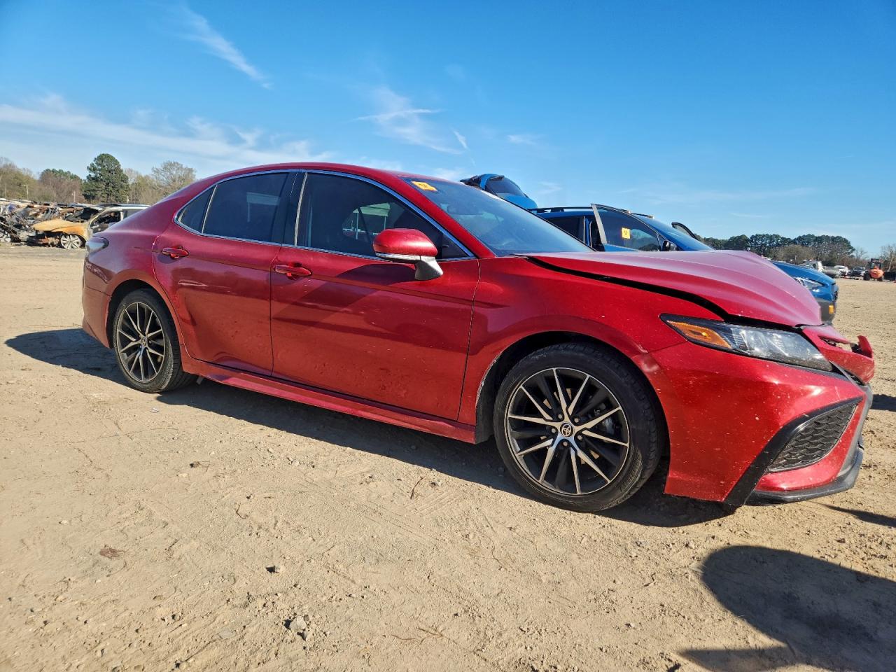 2022 TOYOTA CAMRY SE photo 4