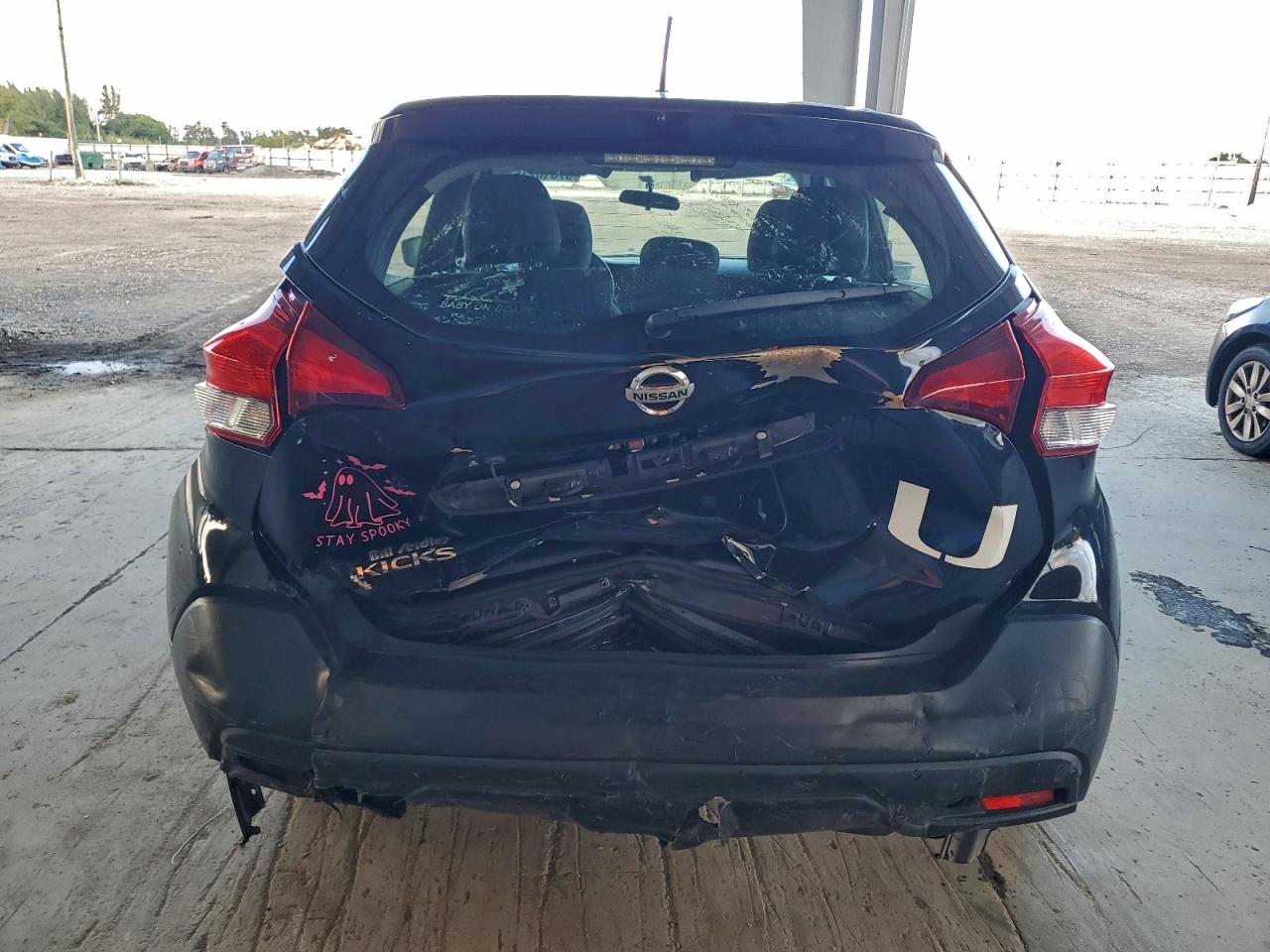 2019 NISSAN KICKS S photo 11