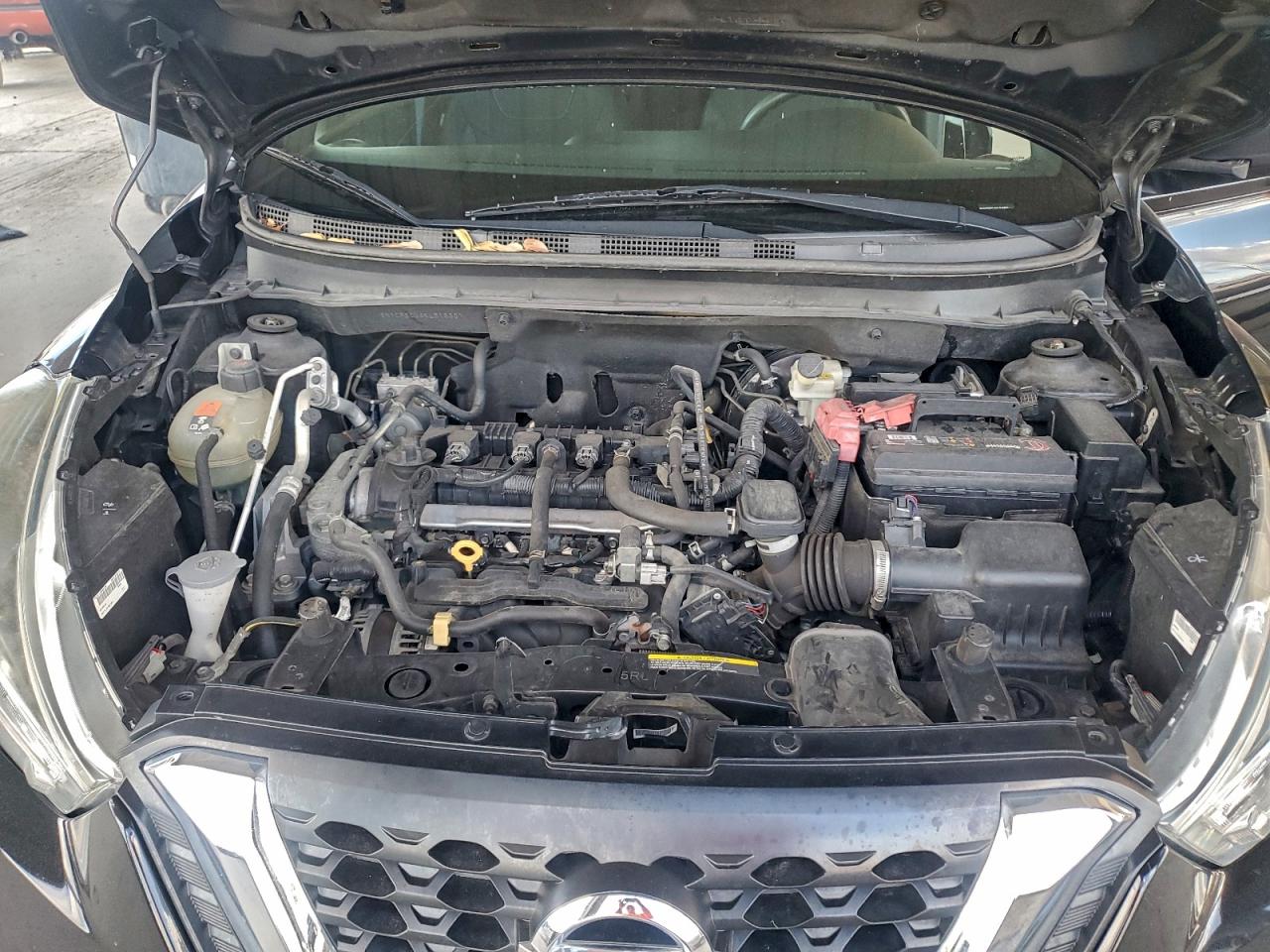 2019 NISSAN KICKS S photo 21