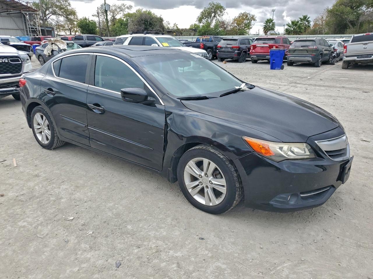 2013 ACURA ILX HYBRID TECH photo 10