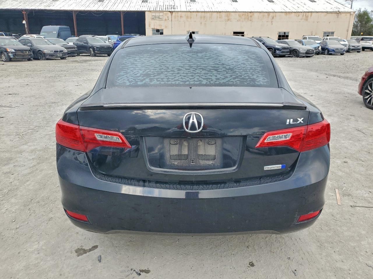 2013 ACURA ILX HYBRID TECH photo 16