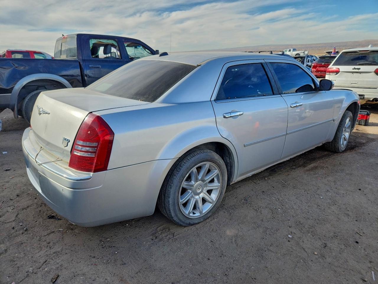 2005 CHRYSLER 300C photo 3