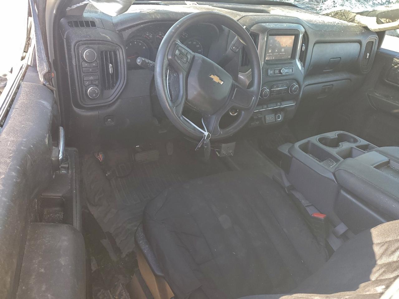 2025 CHEVROLET SILVERADO FLATBED TRUCK photo 8