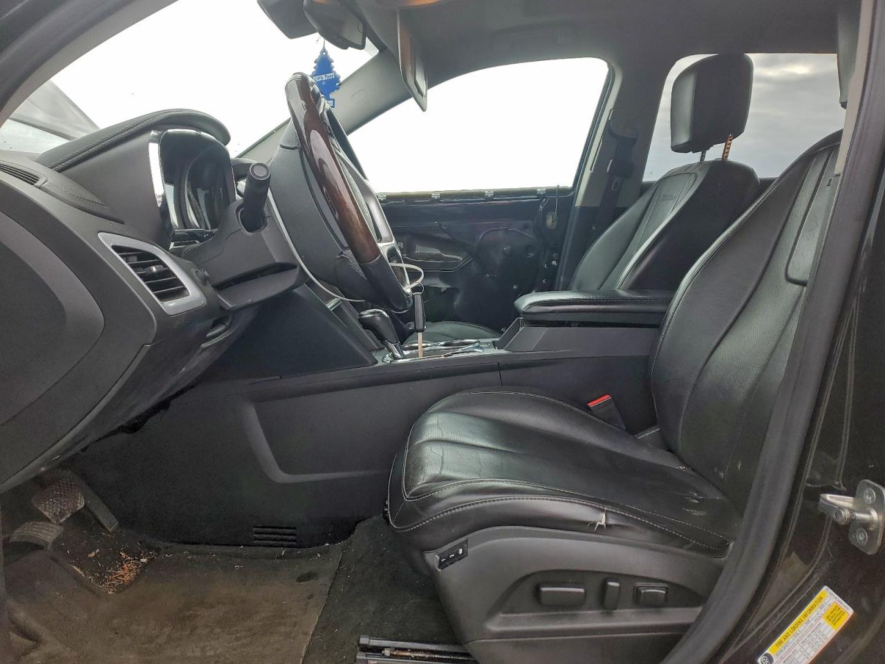 2017 GMC TERRAIN DENALI photo 7