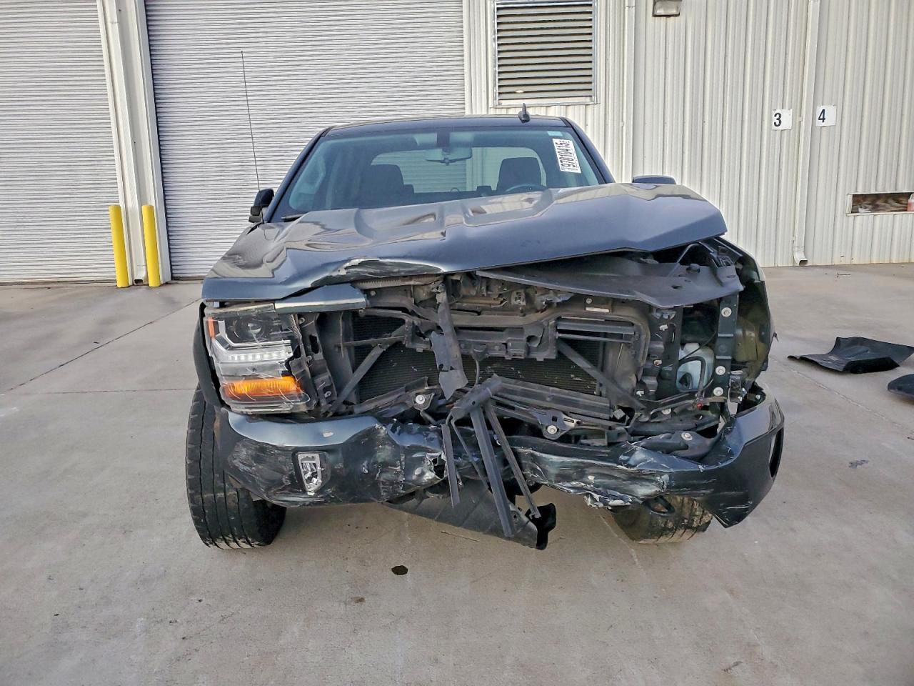 2018 CHEVROLET SILVERADO K1500 LT photo 13