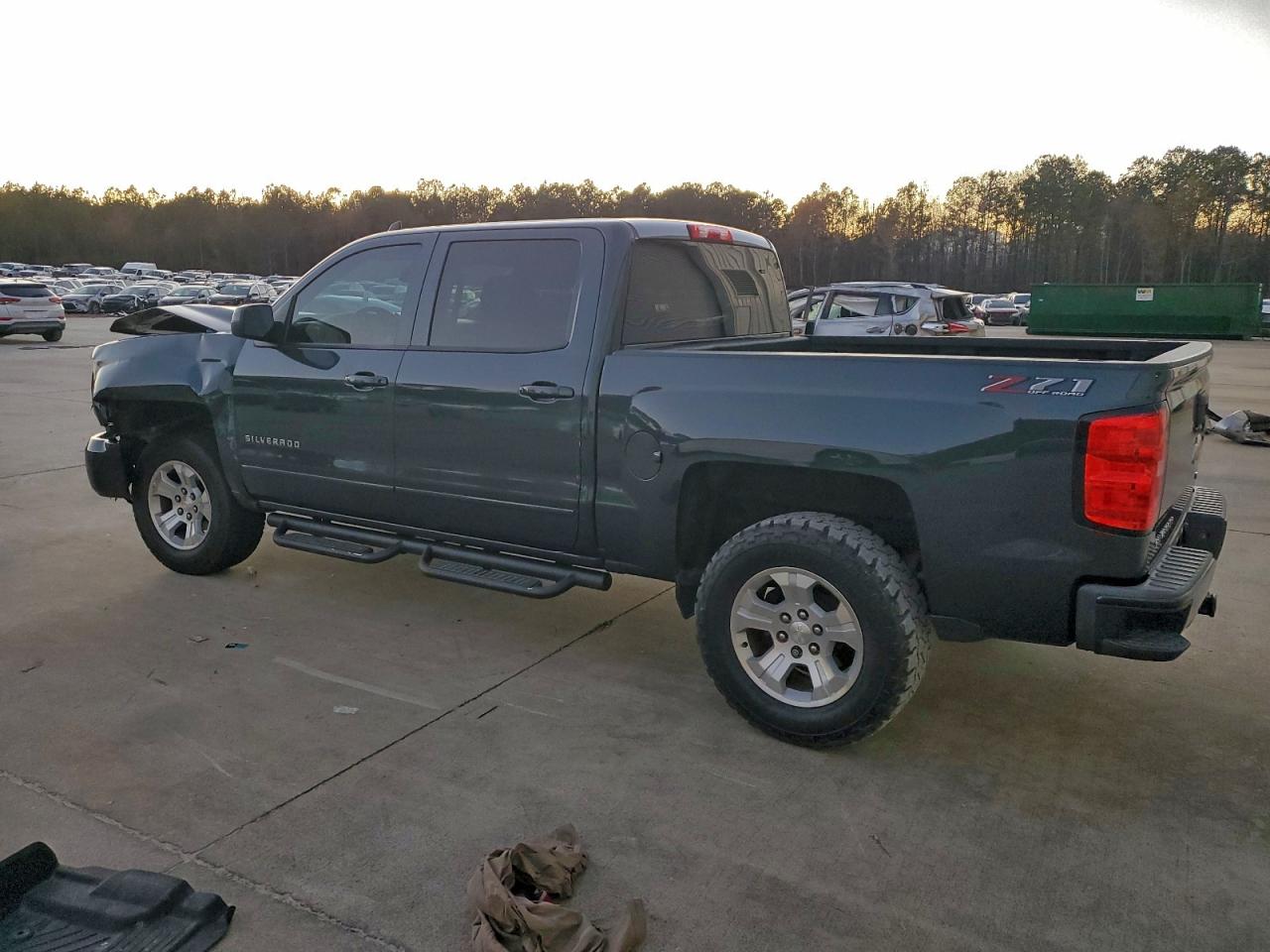 2018 CHEVROLET SILVERADO K1500 LT photo 4