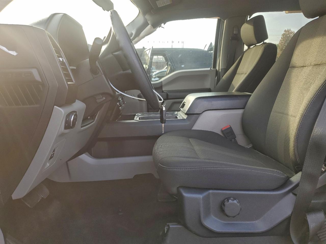 2020 FORD F150 SUPERCREW photo 13