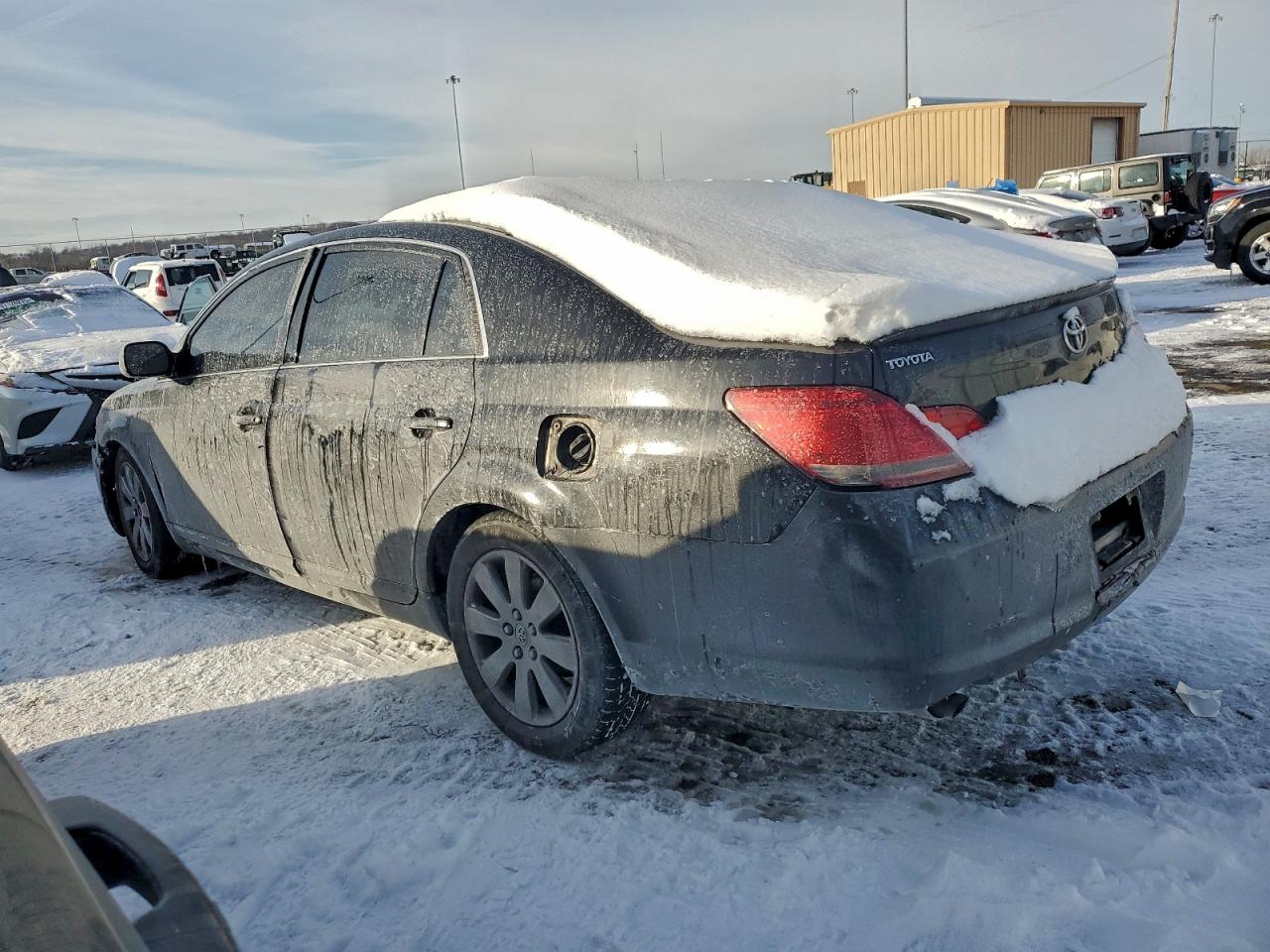 2006 TOYOTA AVALON XL photo 3