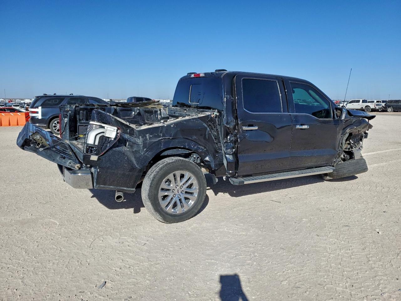 2024 FORD F150 LARIAT photo 3