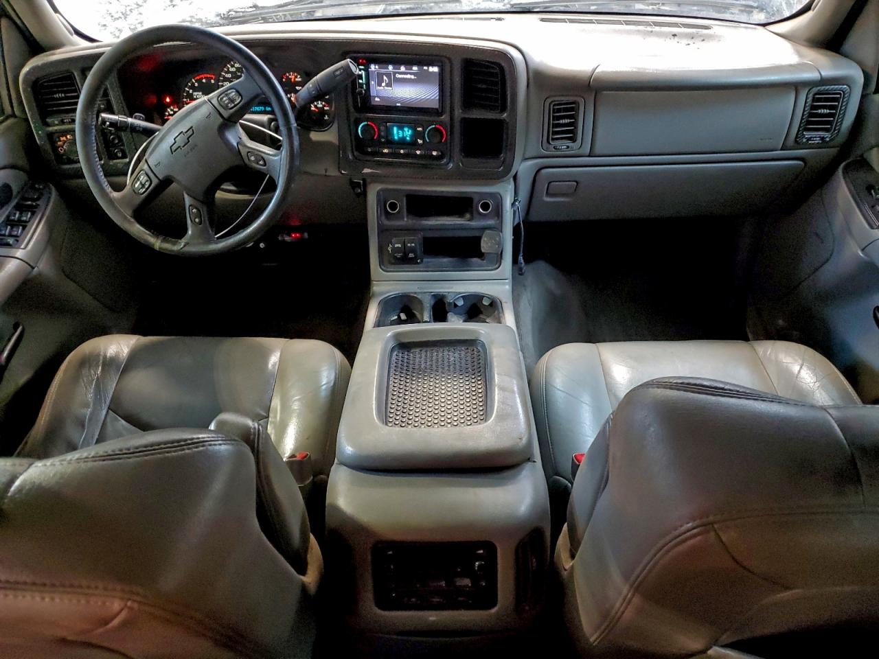 2004 CHEVROLET SILVERADO K2500 HEAVY DUTY photo 8