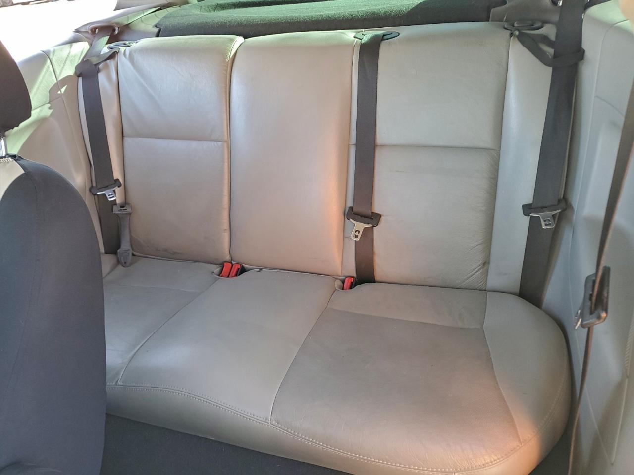 2006 FORD FOCUS ZX3 photo 10