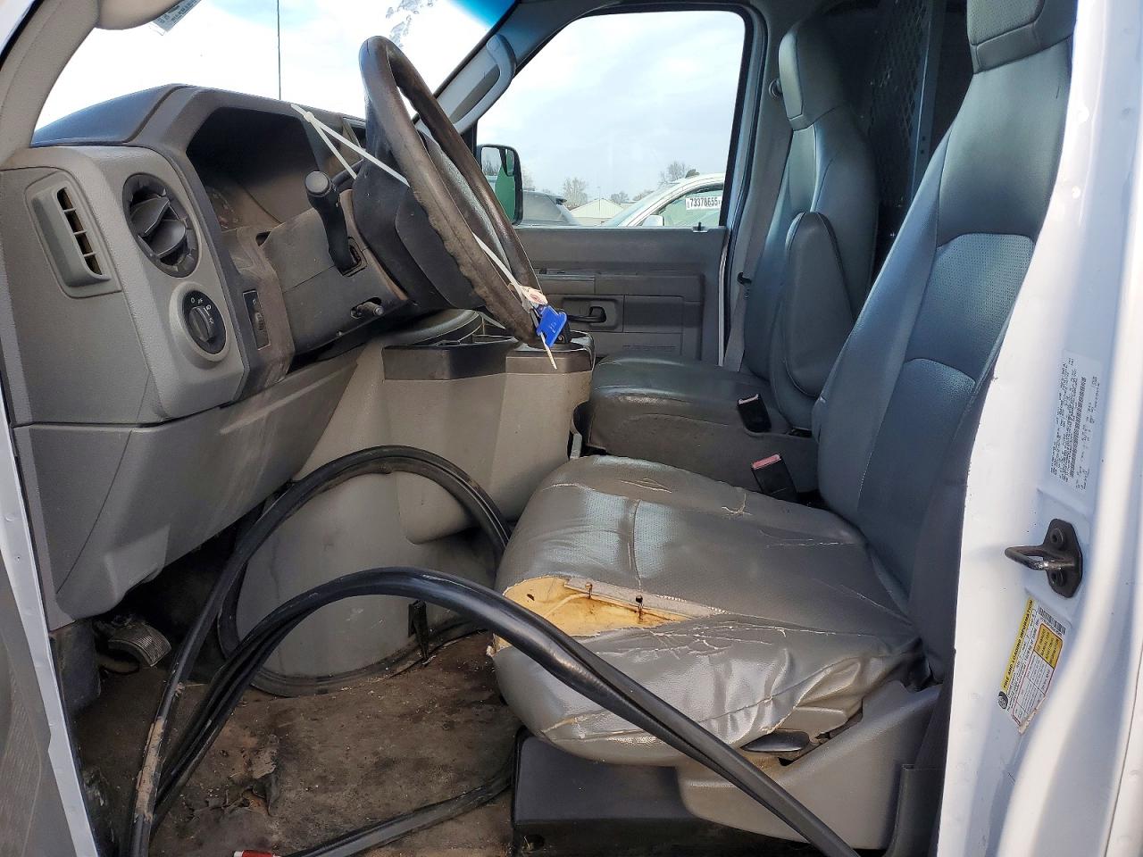2011 FORD ECONOLINE E250 VAN photo 7