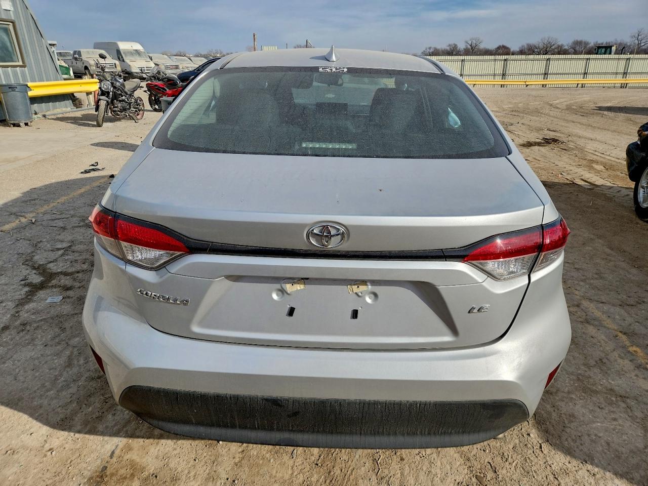 2024 TOYOTA COROLLA LE photo 11