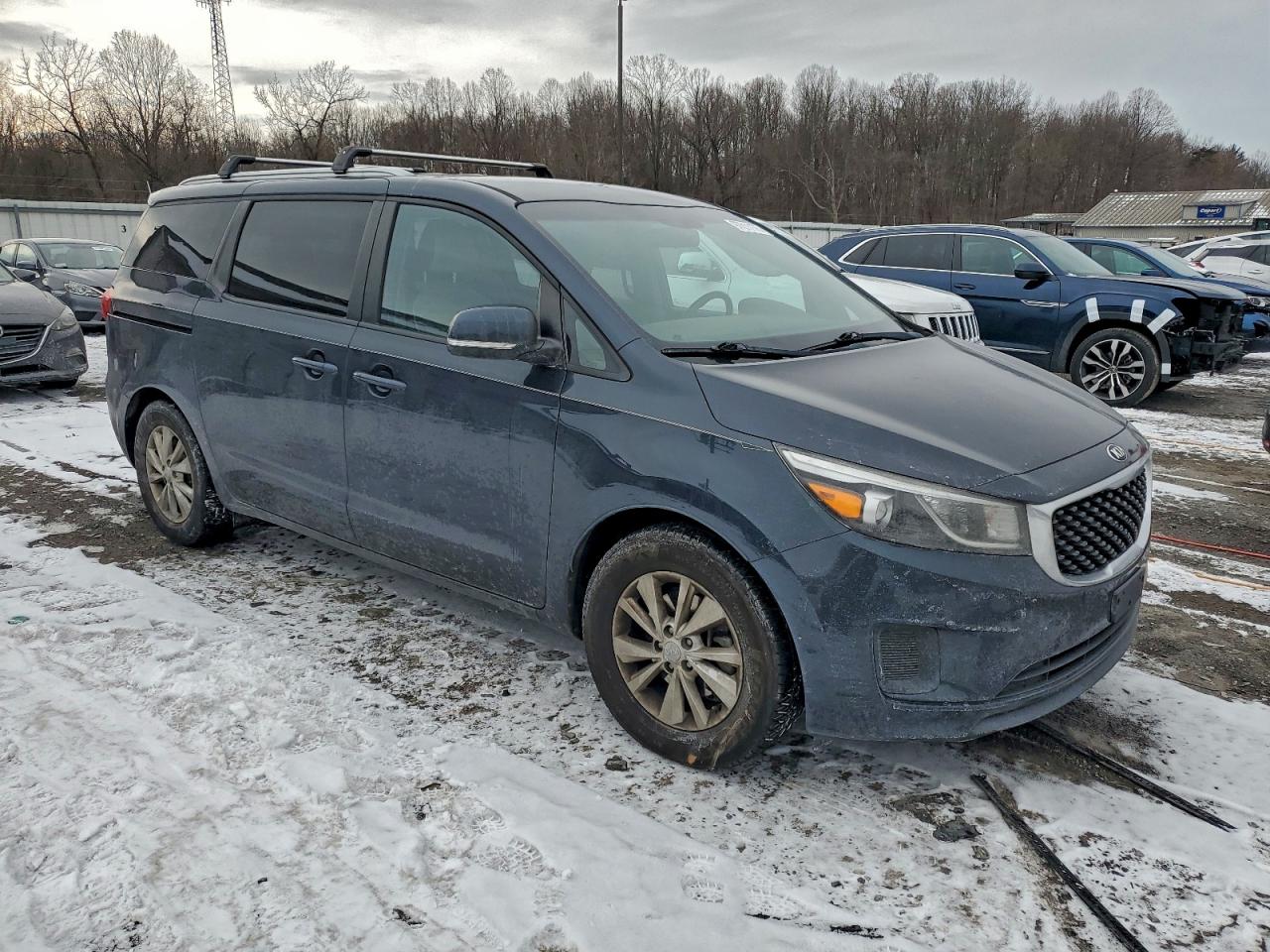2016 KIA SEDONA LX photo 7