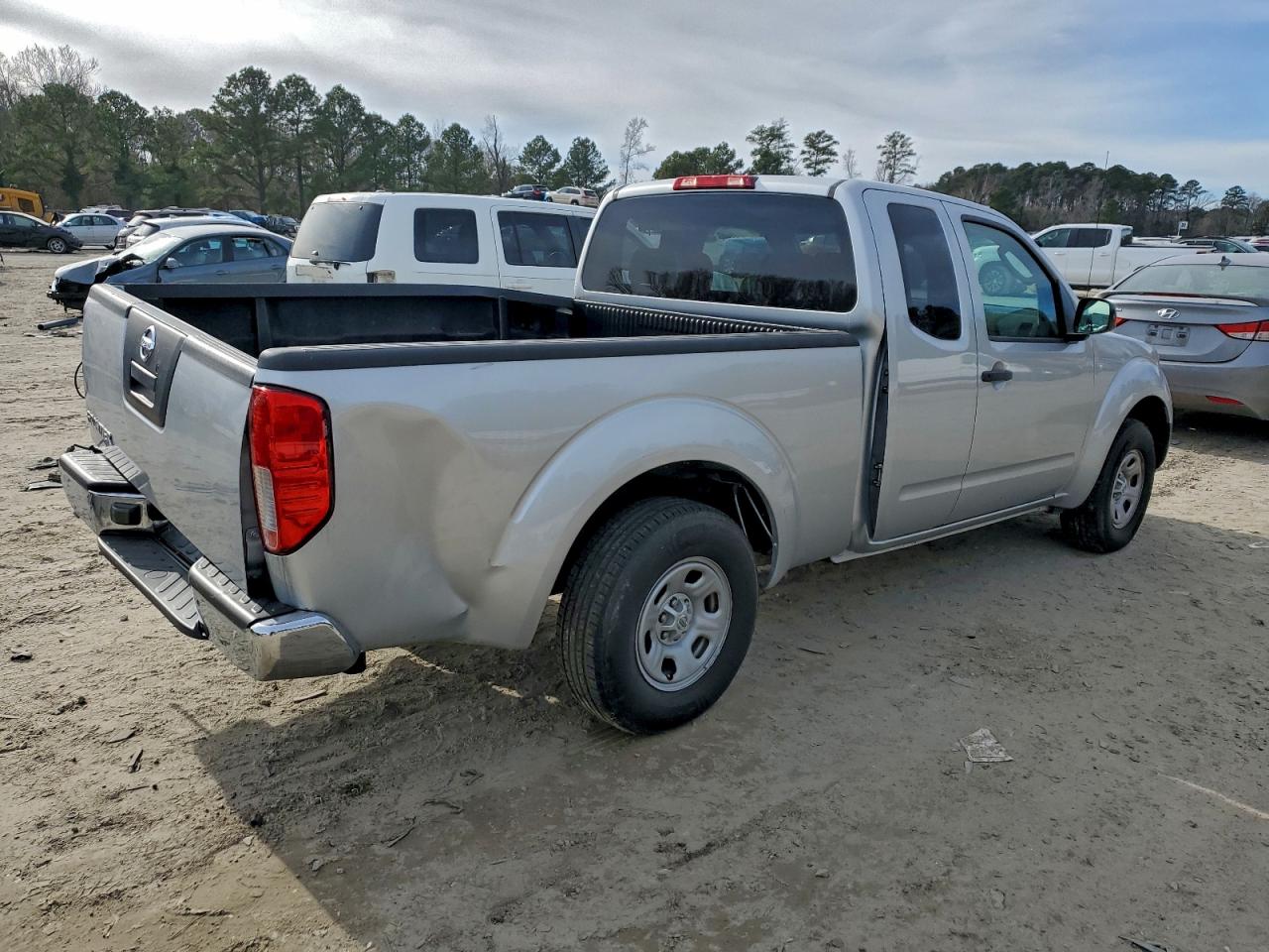 2010 NISSAN FRONTIER KING CAB SE photo 5