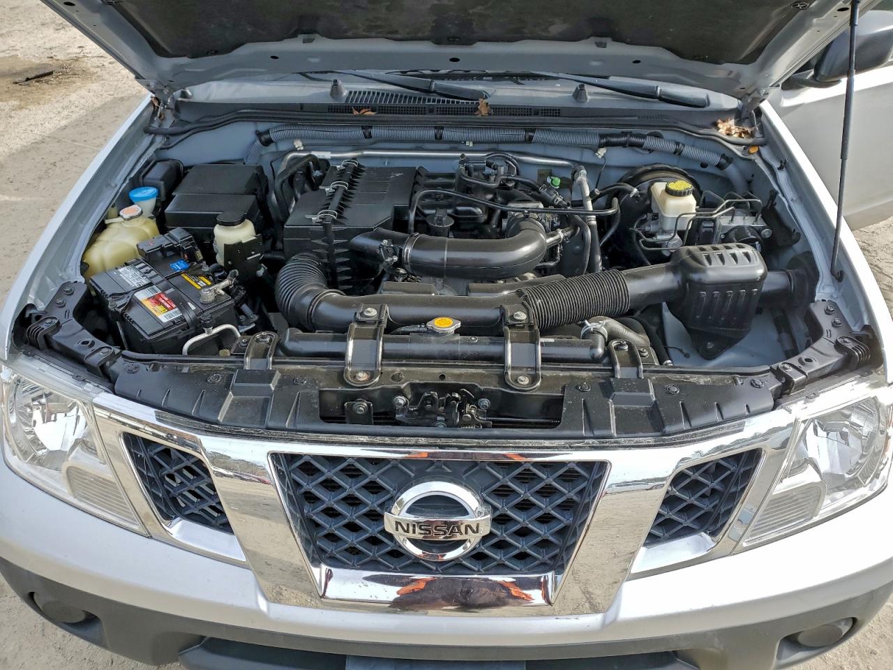 2010 NISSAN FRONTIER KING CAB SE photo 21