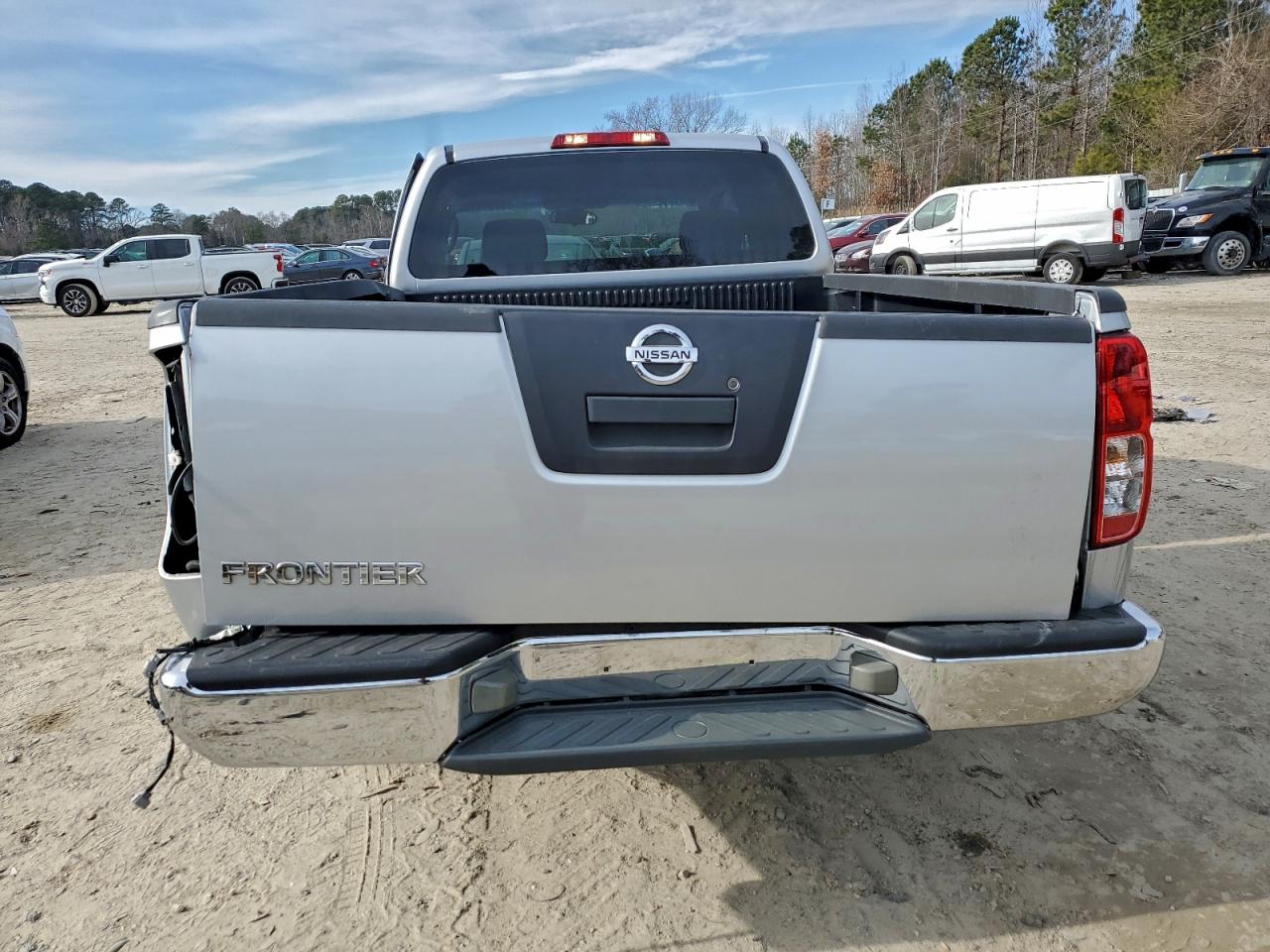 2010 NISSAN FRONTIER KING CAB SE photo 11