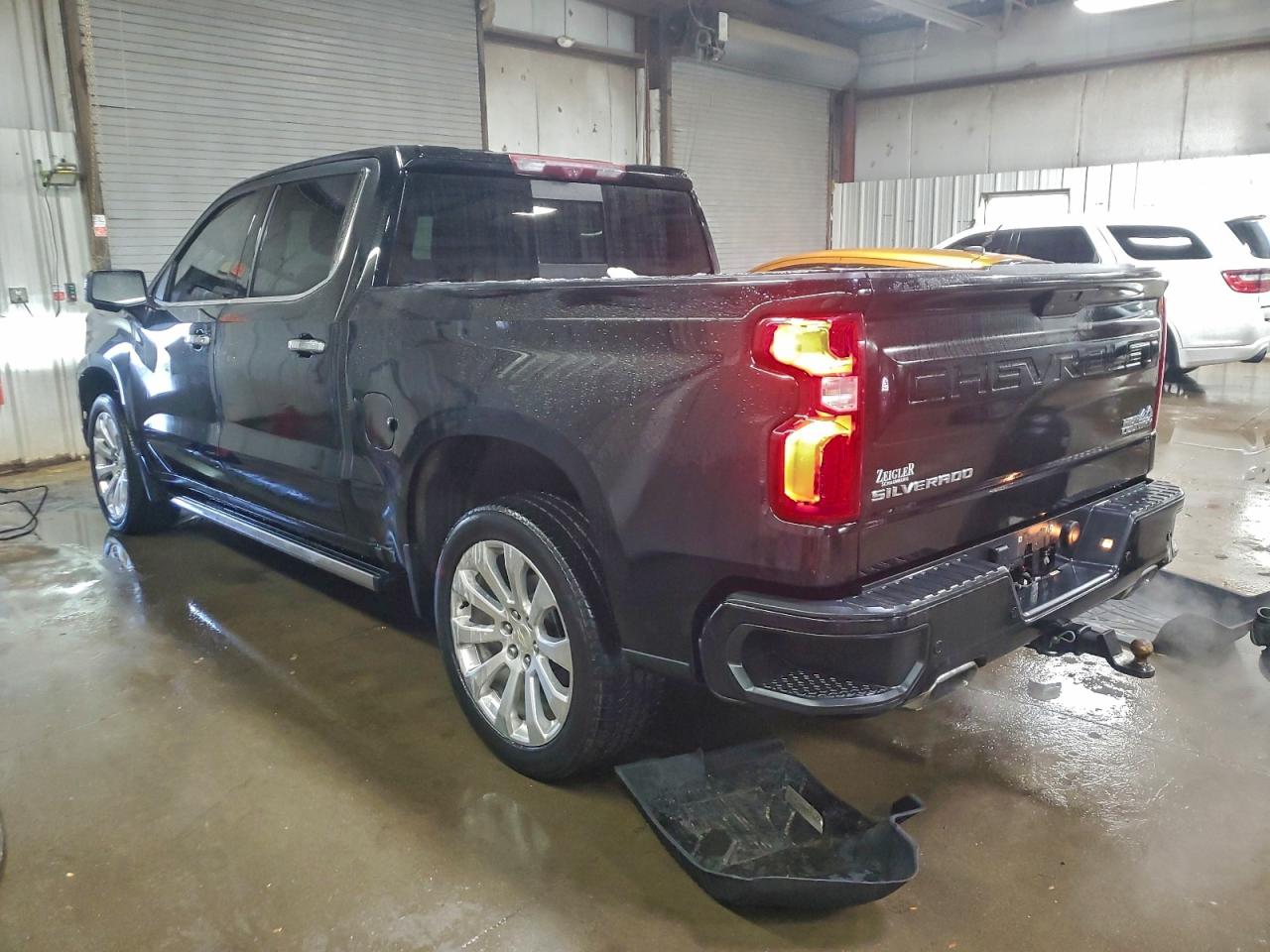 2021 CHEVROLET SILVERADO K1500 HIGH COUNTRY photo 4